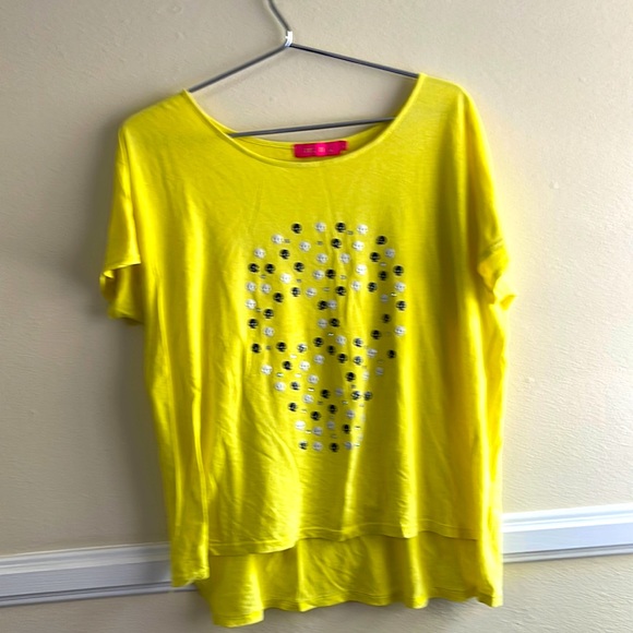 me. n. u junior’s tops - Picture 1 of 6